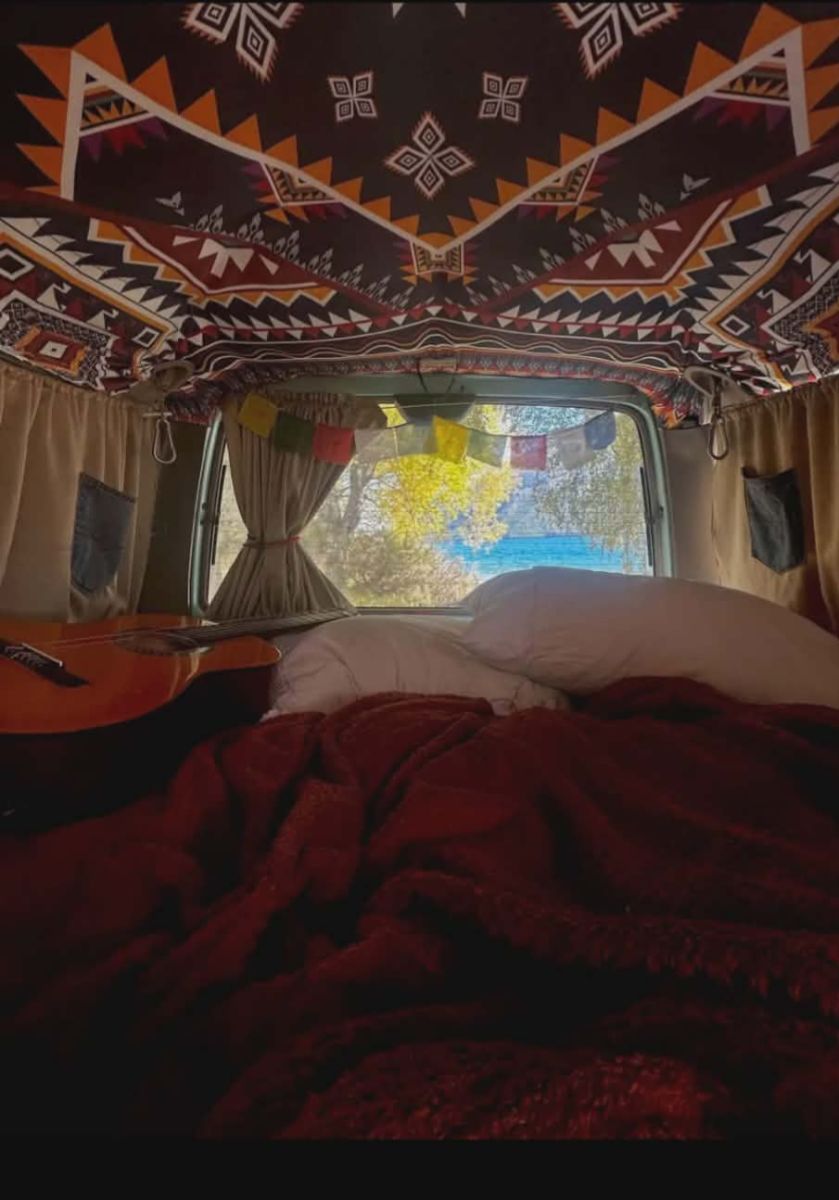 1996 Nissan Caravan — photo 3