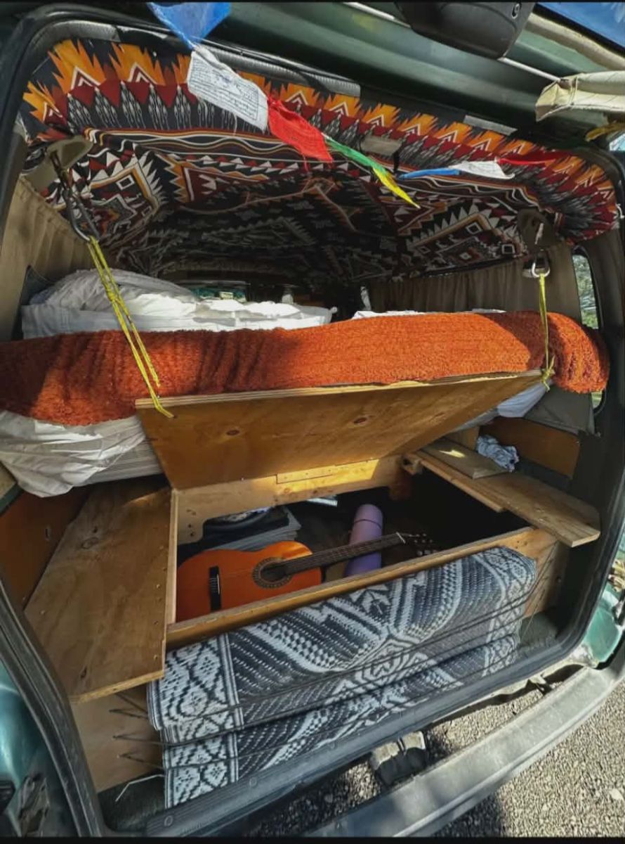 1996 Nissan Caravan — photo 5