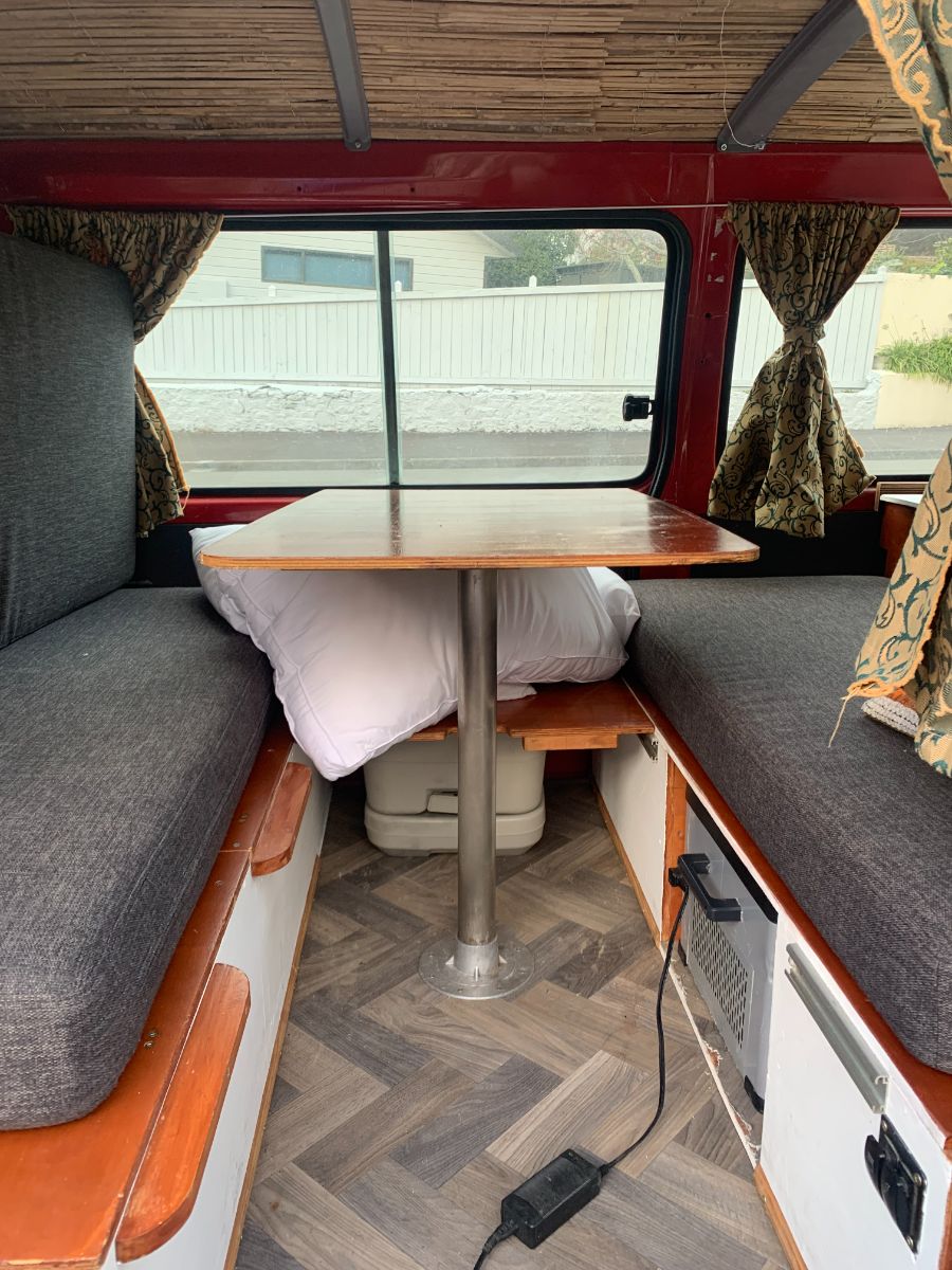 2003 Toyota HiAce