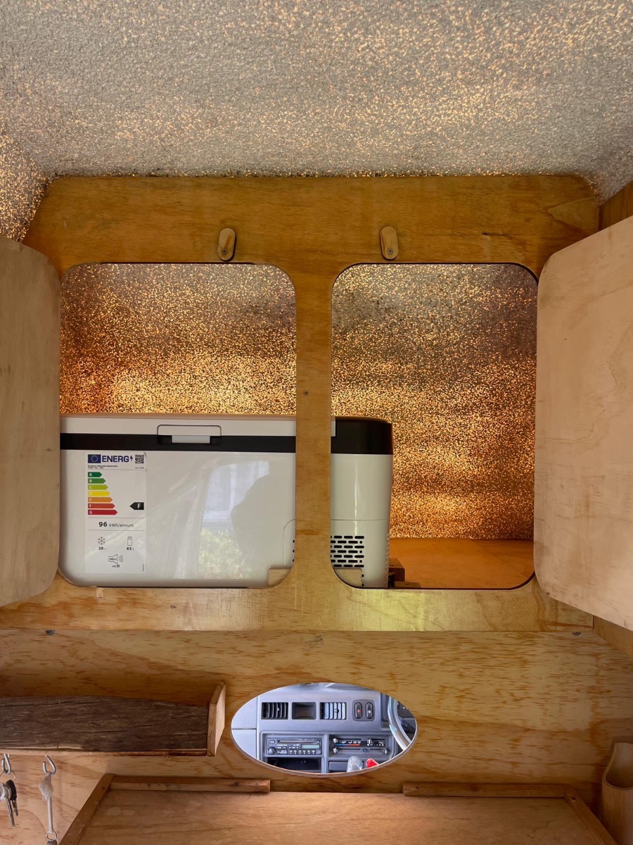 2009 Mitsubishi L300 High Roof LWB — photo 5