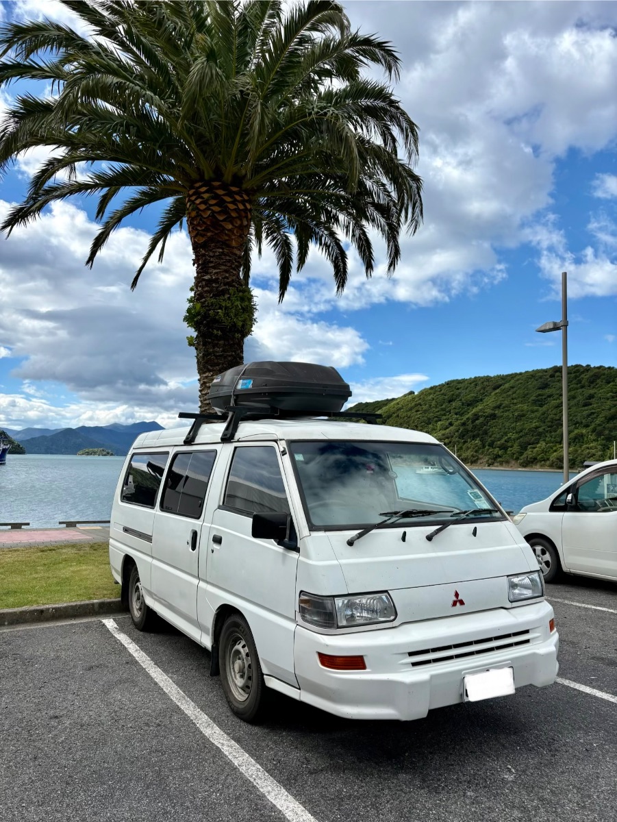 2007 Mitsubishi L300