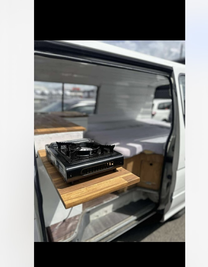 1990 Toyota Hiace — photo 5