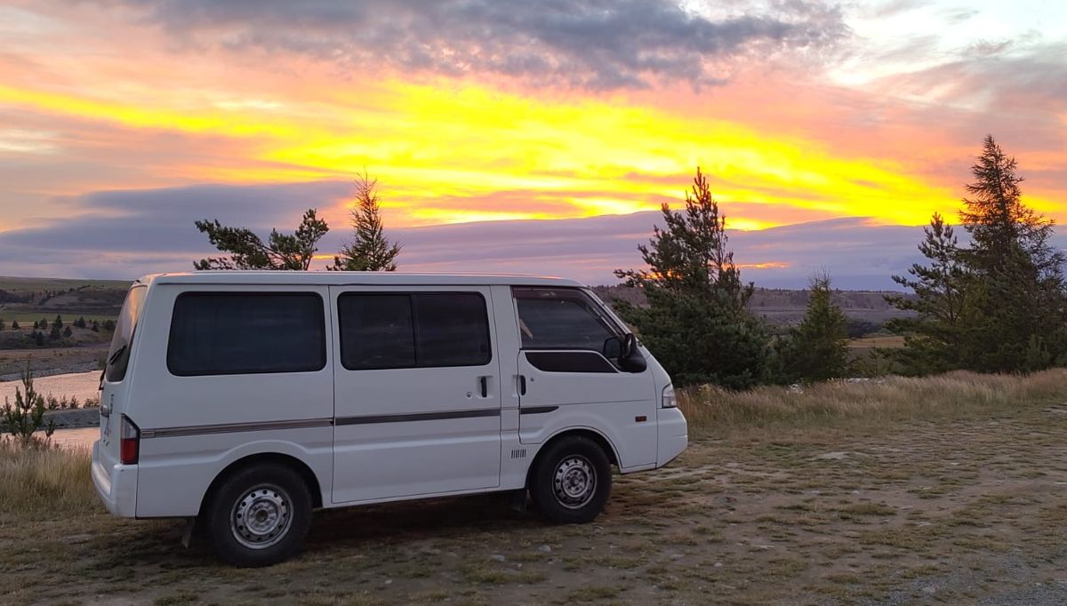 2010 Mazda Bongo