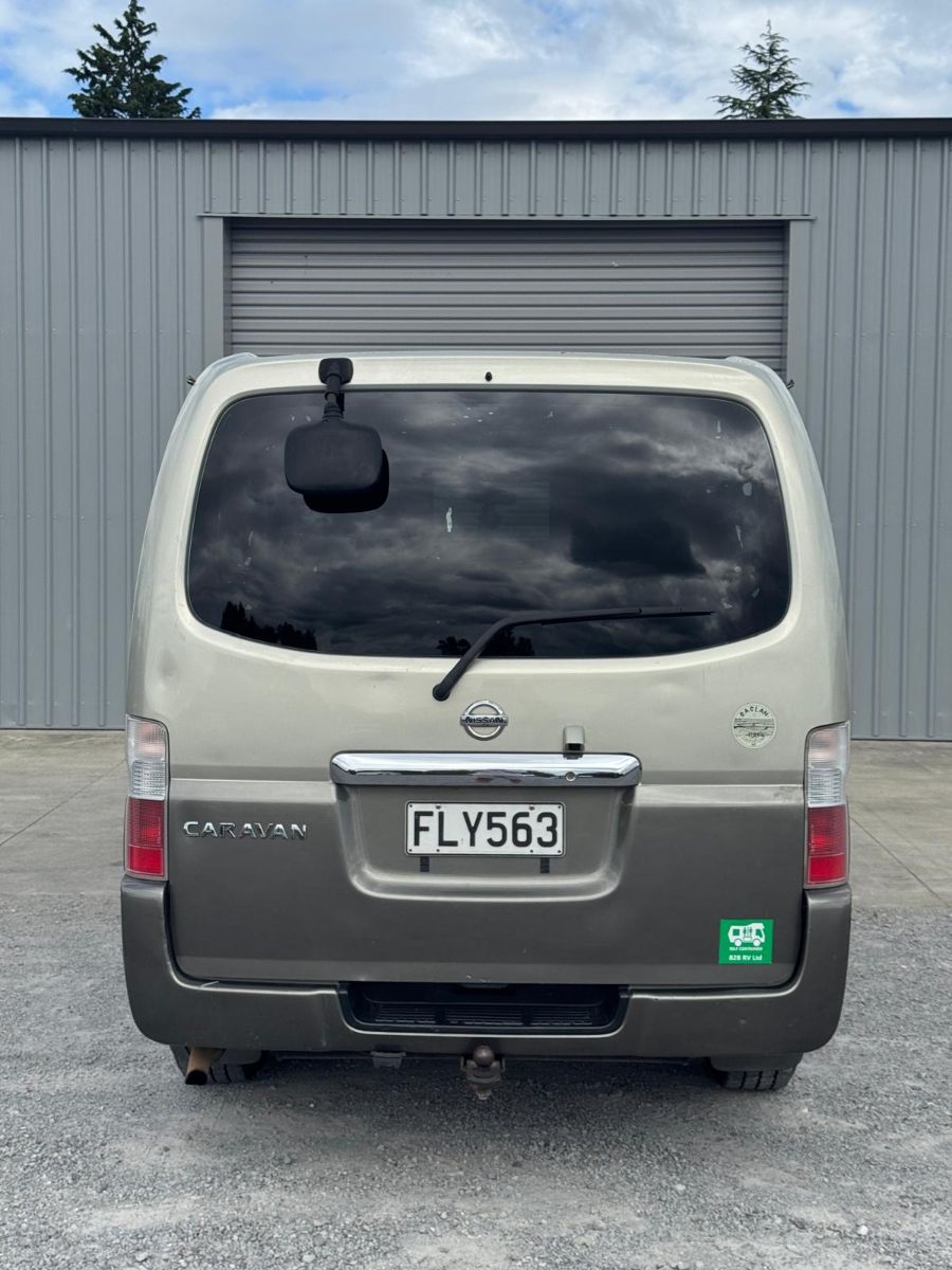 2006 Nissan Caravan — photo 5