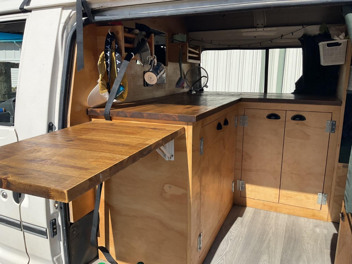1997 Ford Econovan — photo 3