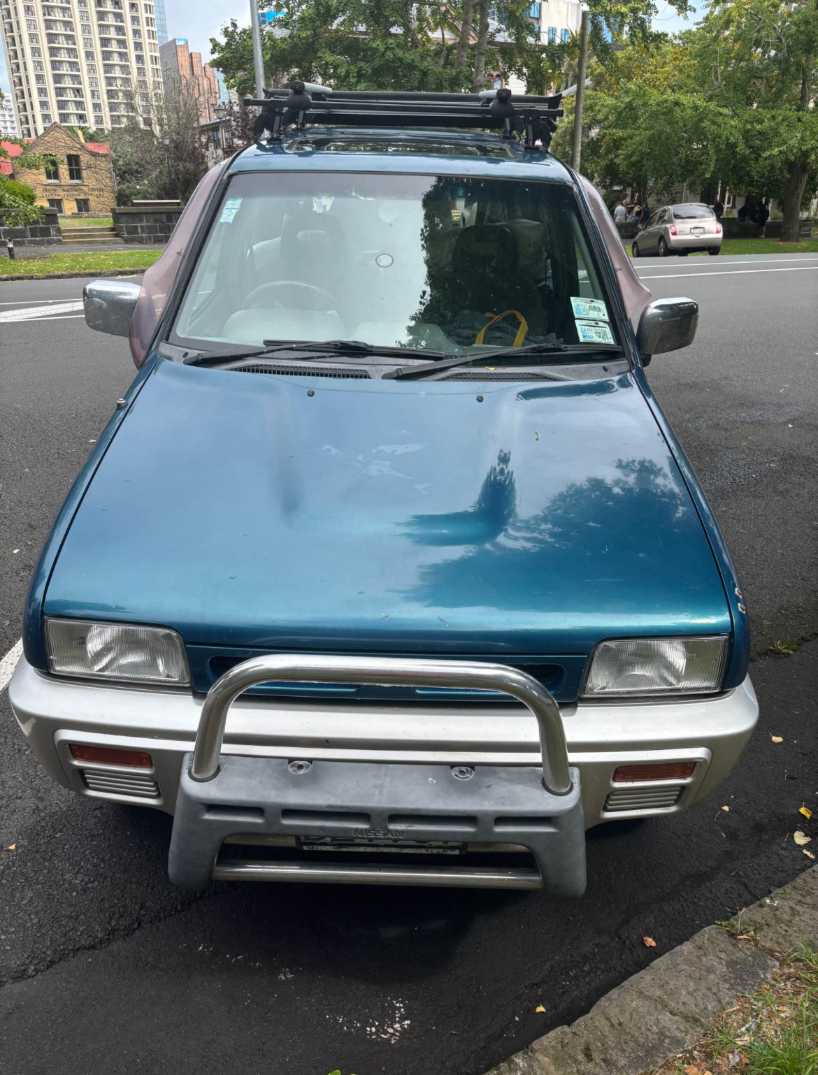 1995 Nissan MISTRAL — photo 2