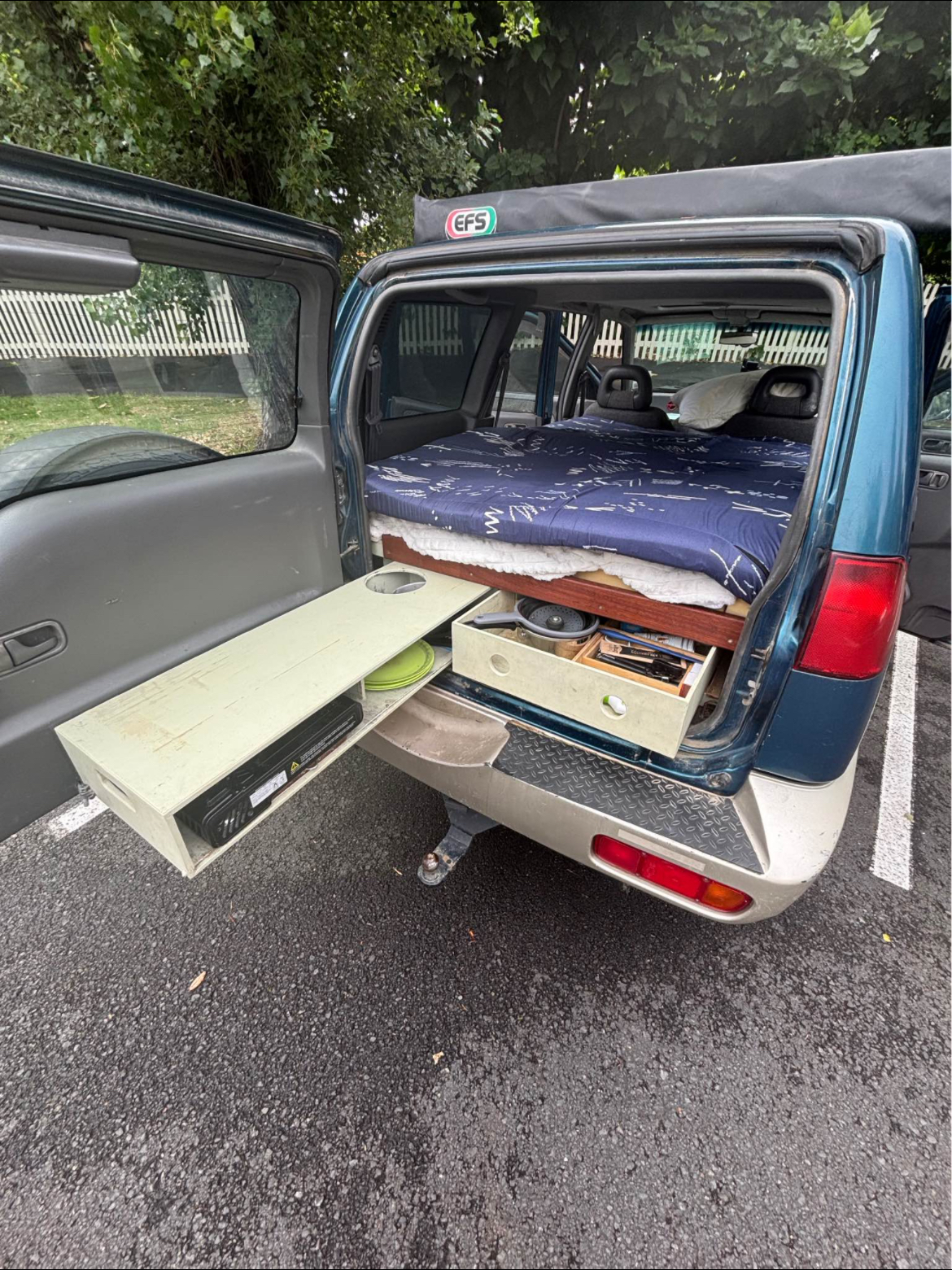 1995 Nissan MISTRAL — photo 3