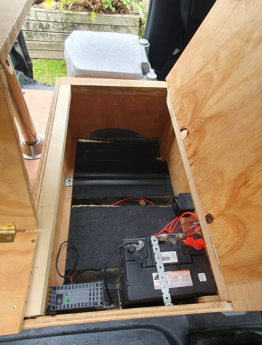 2005 Nissan Serena — photo 5