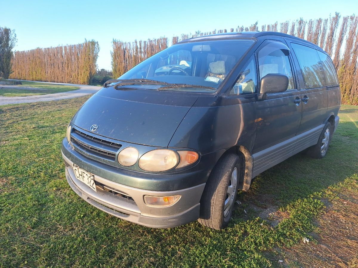 1997 Toyota Lucida Estima