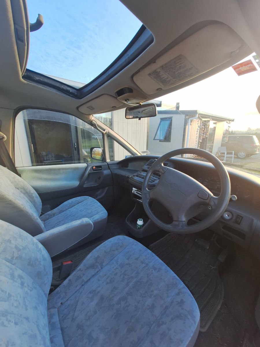 1997 Toyota Lucida Estima — photo 4