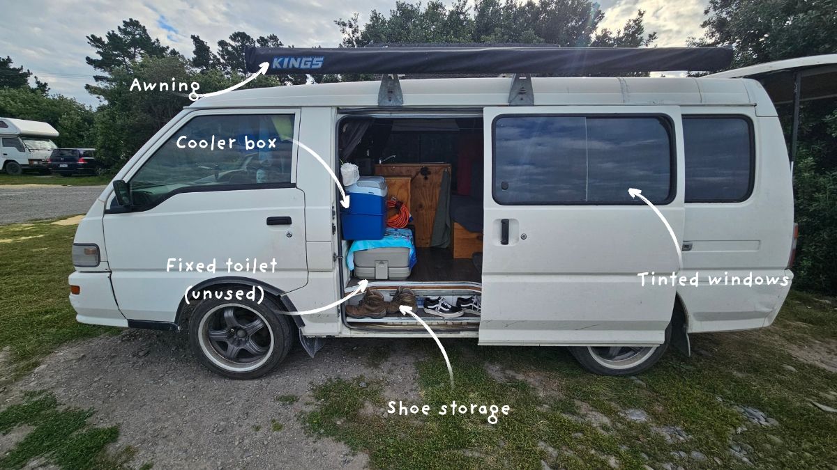 2003 Mitsubishi L300 — photo 2