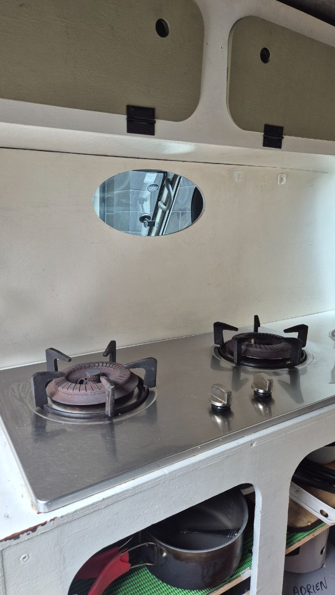 2007 Mitsubishi L300 — photo 3