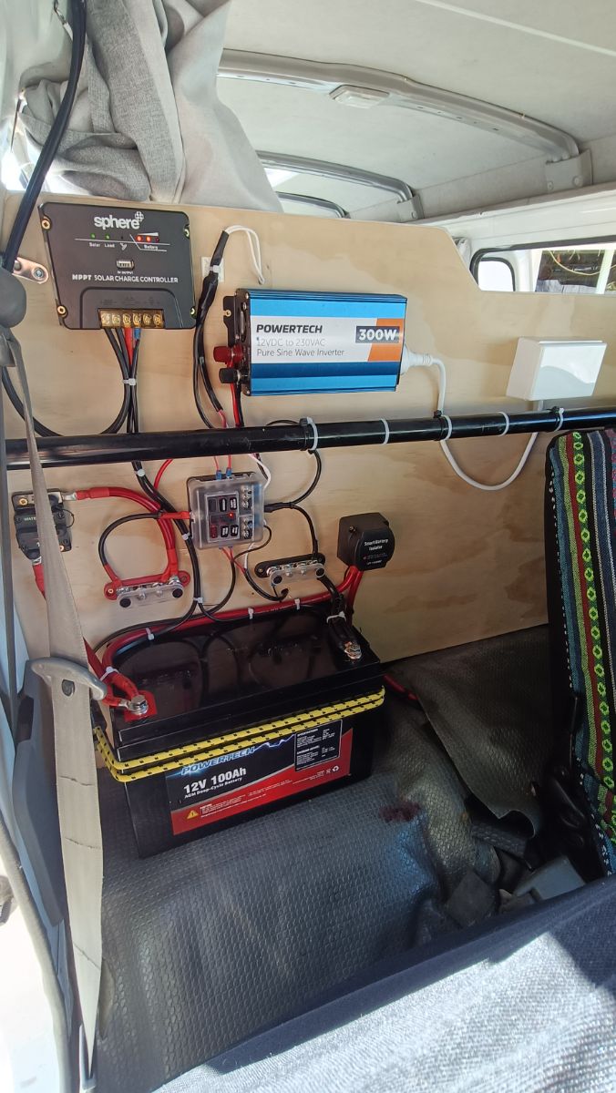 2006 Mitsubishi L300 LWB — photo 3